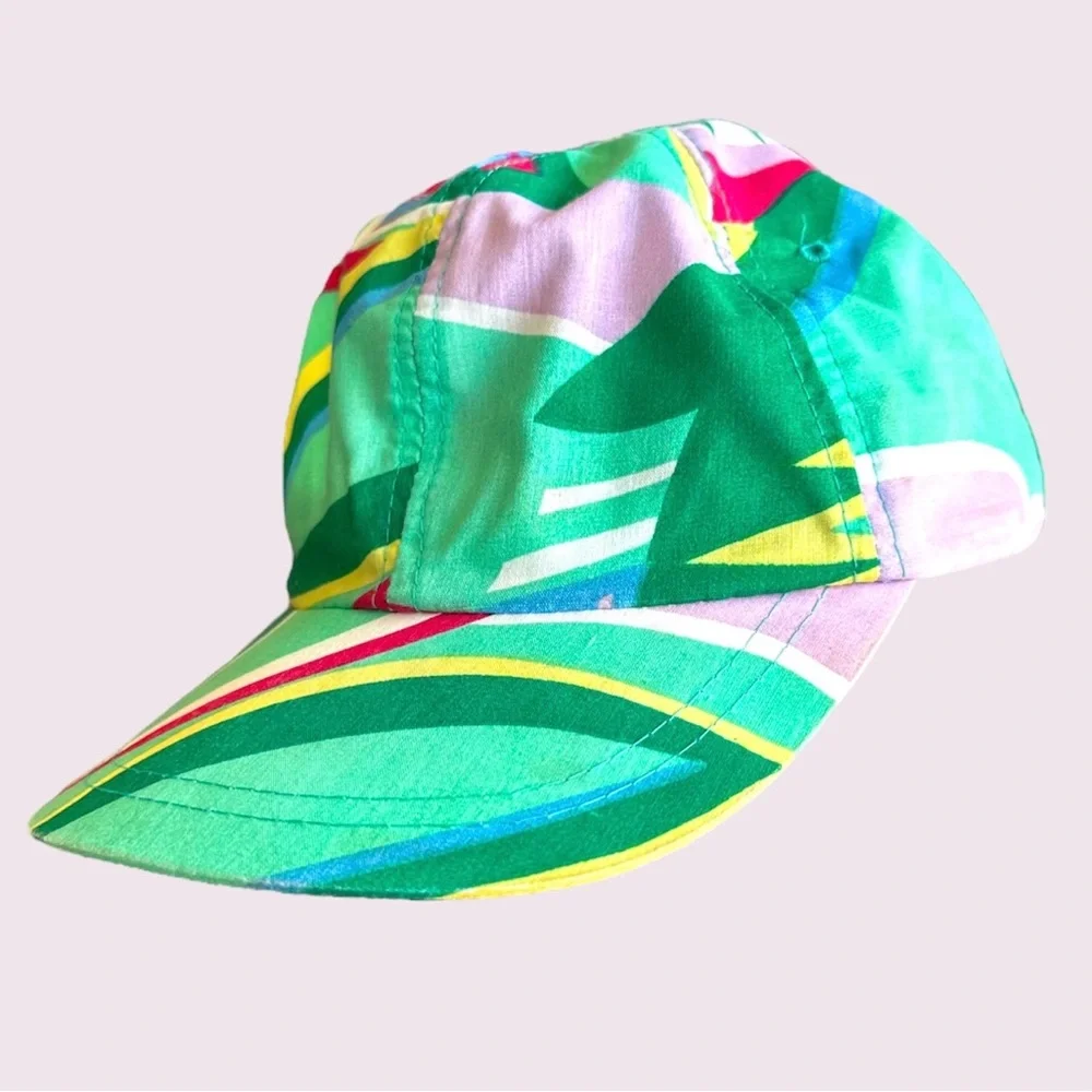 Vintage tropicalia hat